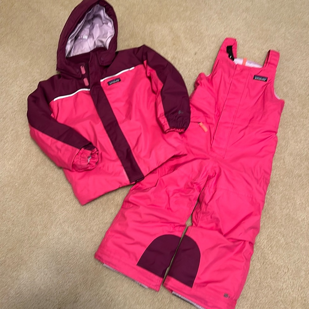 Patagonia 4T Girls Snow Jacket and Pants